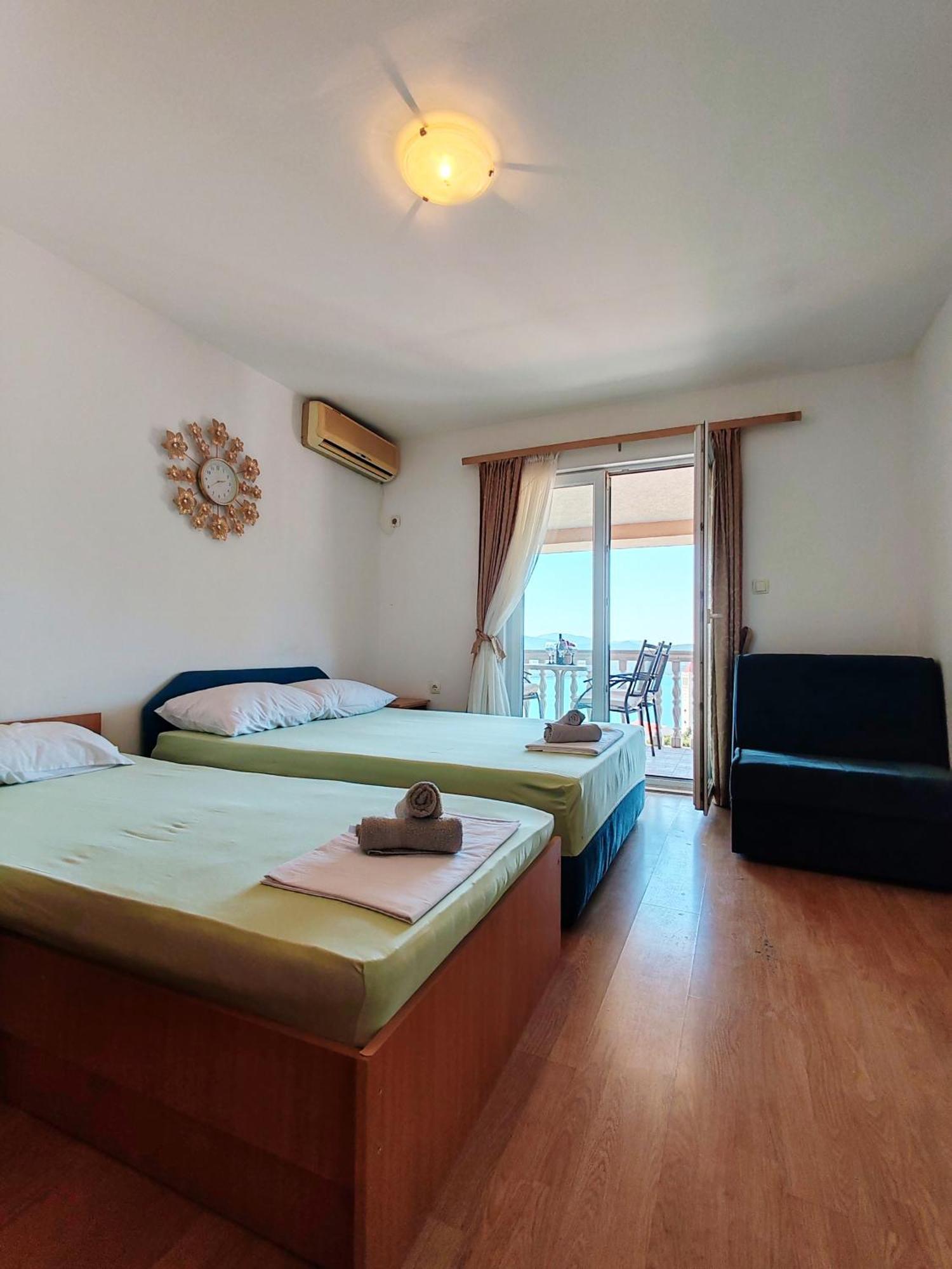 Apartment & Rooms Tempera Neum Buitenkant foto